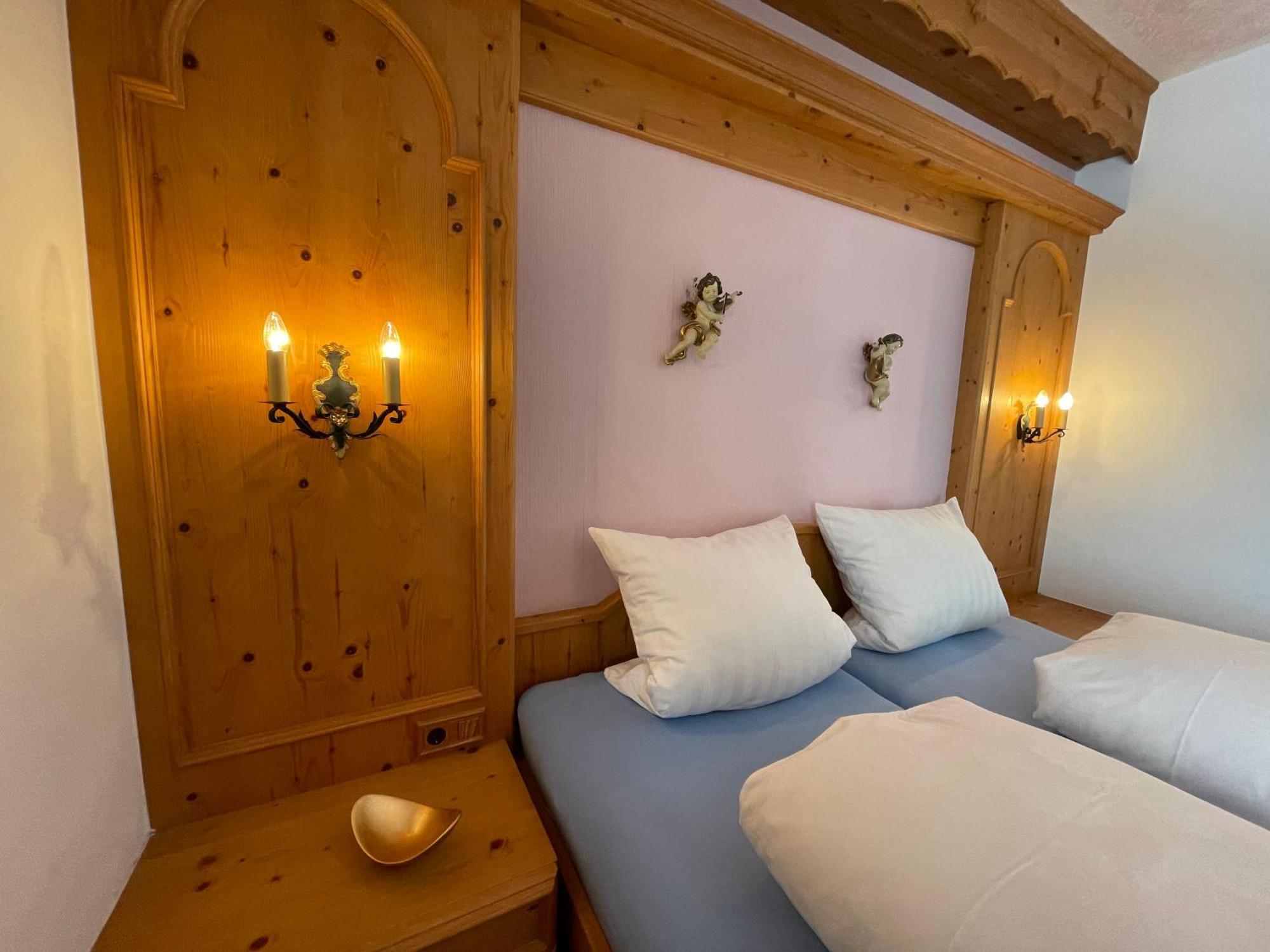 Ferienwohnung "Beim Henser" Wallgau Exterior photo